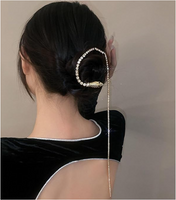 Snake Hair Clip & Rhinestone Chain with 12 Grandeur Bobby Pins