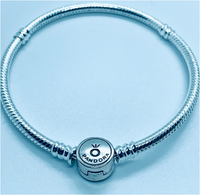 Sparkling Blue Circle Clasp Snake Chain Bracelet and 3ml Grandeur Perfume