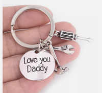 Silver Keyring with the words - Love you Daddy