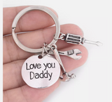 Silver Keyring with the words - Love you Daddy