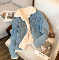 Short Oversized Denim Jacket - Sherpa Lined