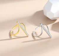 Adjustable Irregular Gold Plated Ring & Grandeur Velvet Pouch