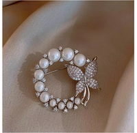 Elegant Circle and Pearl Type Brooches - Smart Brooches - Wedding Accessory